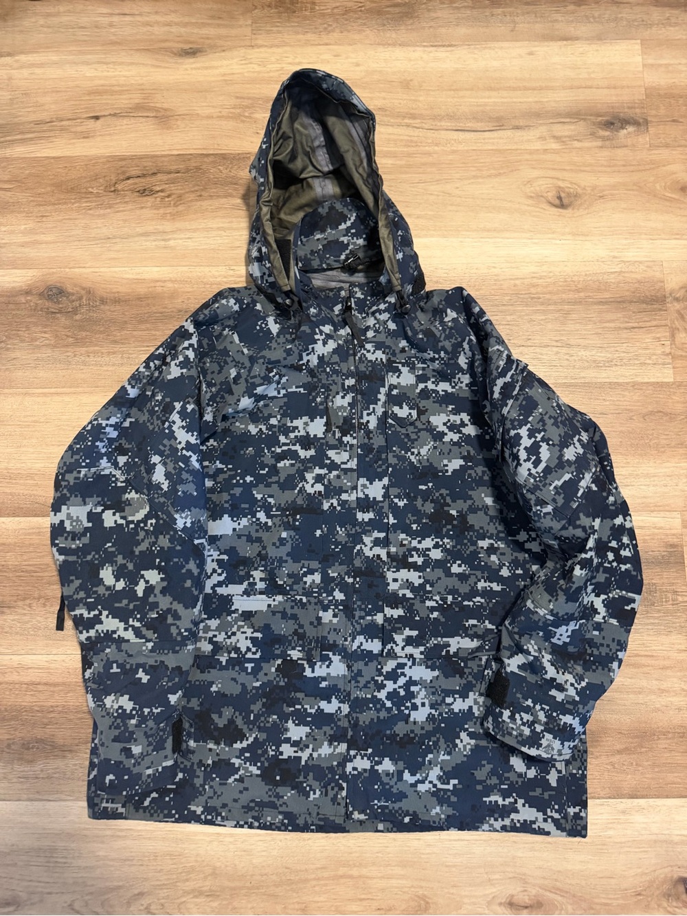 US Navy Working Parka GoreTex Jacket Medium Short Digital Blue Camo Military